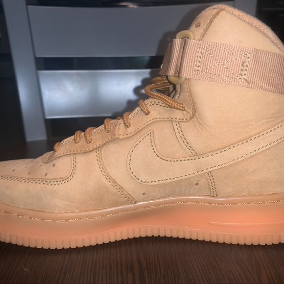 Nike Air Force 1 High 'Flax" - Picture 7 of 11